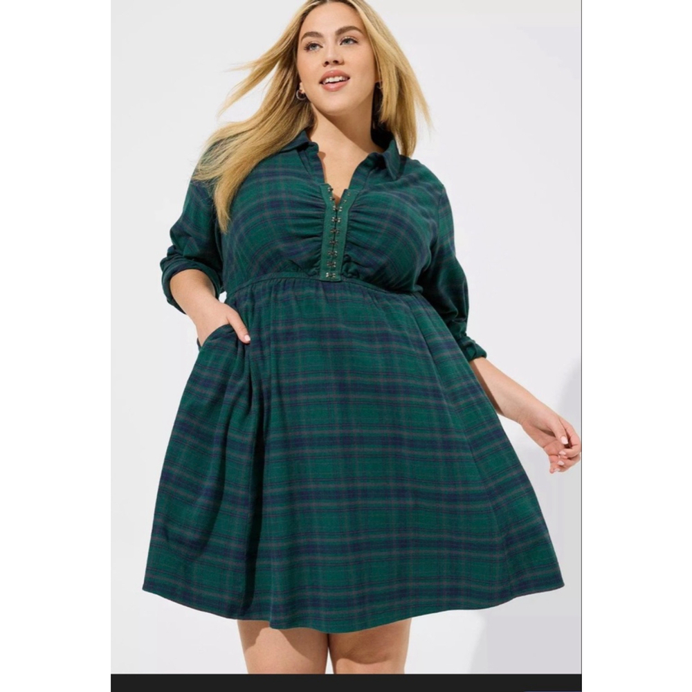 Torrid Size 3 Plaid Babydoll Dress Green Purple Hook Eye Empire Waist Cabin-core